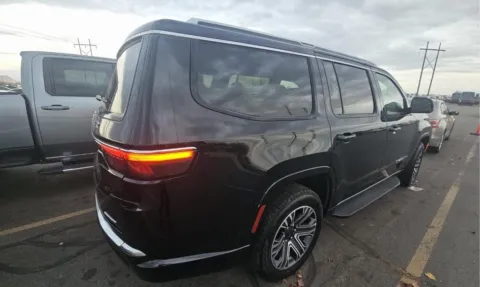 More photos of 2024 Jeep Wagoneer Series II at RightDrive - El Paso, TX