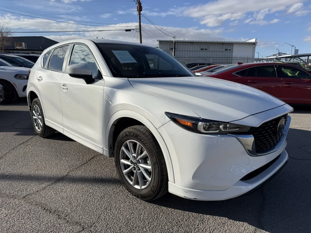 2024 Mazda CX-5 S Select Package's photo
