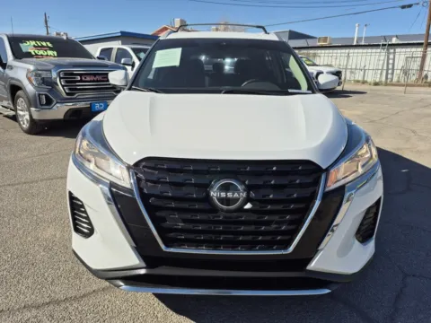 Photos of 2022 Nissan Kicks SV for sale in El Paso, TX at RightDrive - El Paso