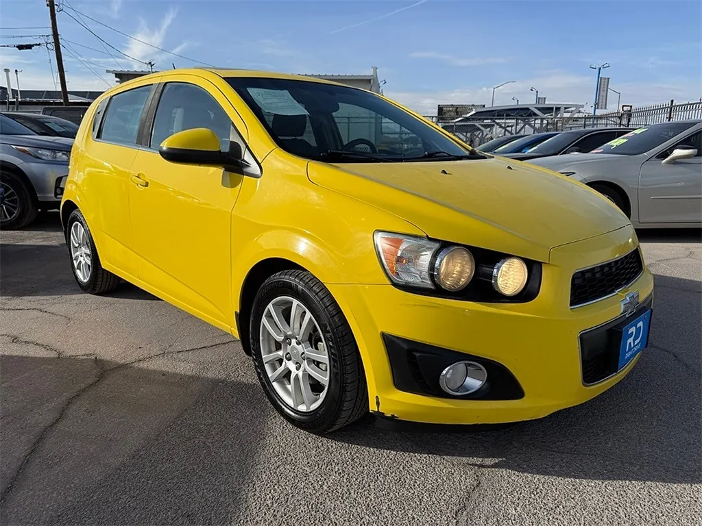 2015 Chevrolet Sonic LT's photo