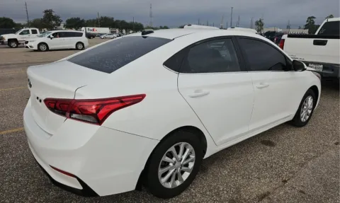 More photos of 2021 Hyundai Accent SEL at RightDrive - El Paso, TX