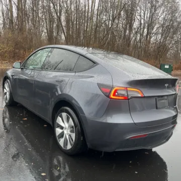 More photos of 2023 Tesla Model Y Long Range at RightDrive - El Paso, TX