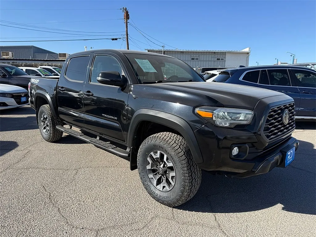 2022 Toyota Tacoma TRD Off Road's photo