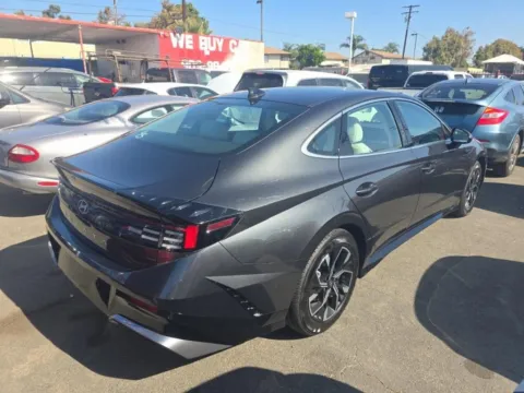 More photos of 2025 Hyundai Sonata SEL at RightDrive - El Paso, TX