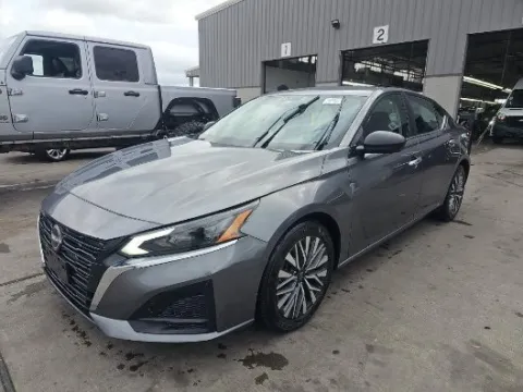 Photos of 2024 Nissan Altima 2.5 SV for sale in El Paso, TX at RightDrive - El Paso