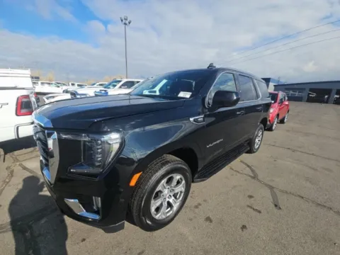 Photos of 2024 GMC Yukon SLE for sale in El Paso, TX at RightDrive - El Paso