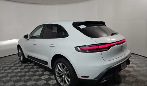 More photos of 2022 Porsche Macan at RightDrive - El Paso, TX