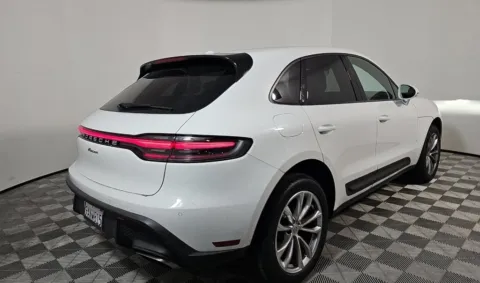 More photos of 2022 Porsche Macan at RightDrive - El Paso, TX