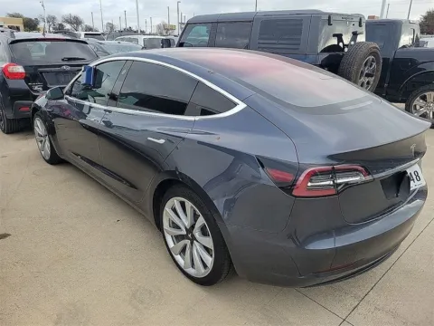 More photos of 2018 Tesla Model 3 Long Range at RightDrive - El Paso, TX