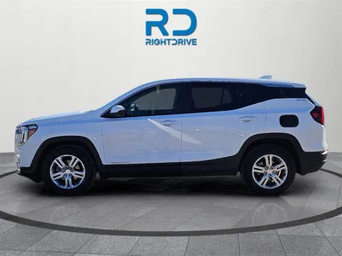 Photos of 2024 GMC Terrain SLE for sale in El Paso, TX at RightDrive - 9315 Montana