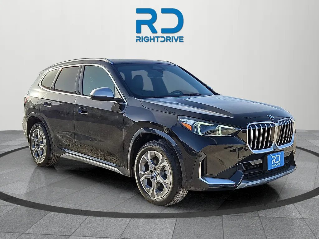 Black 2024 BMW X1 xDrive28i for sale in El Paso, TX