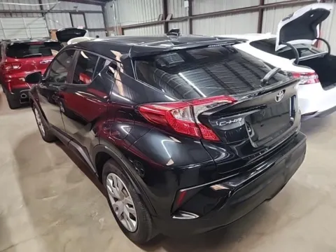 More photos of 2021 Toyota C-HR LE at RightDrive - 9315 Montana, TX
