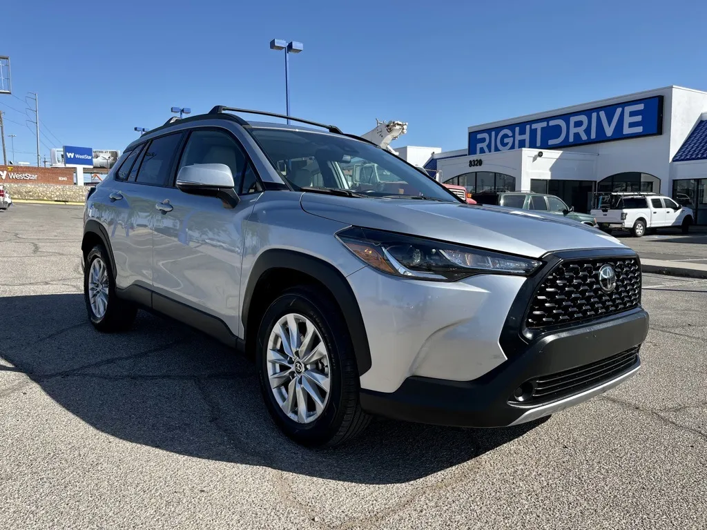 Used 2022 Toyota Corolla Cross LE for sale in El Paso, TX at