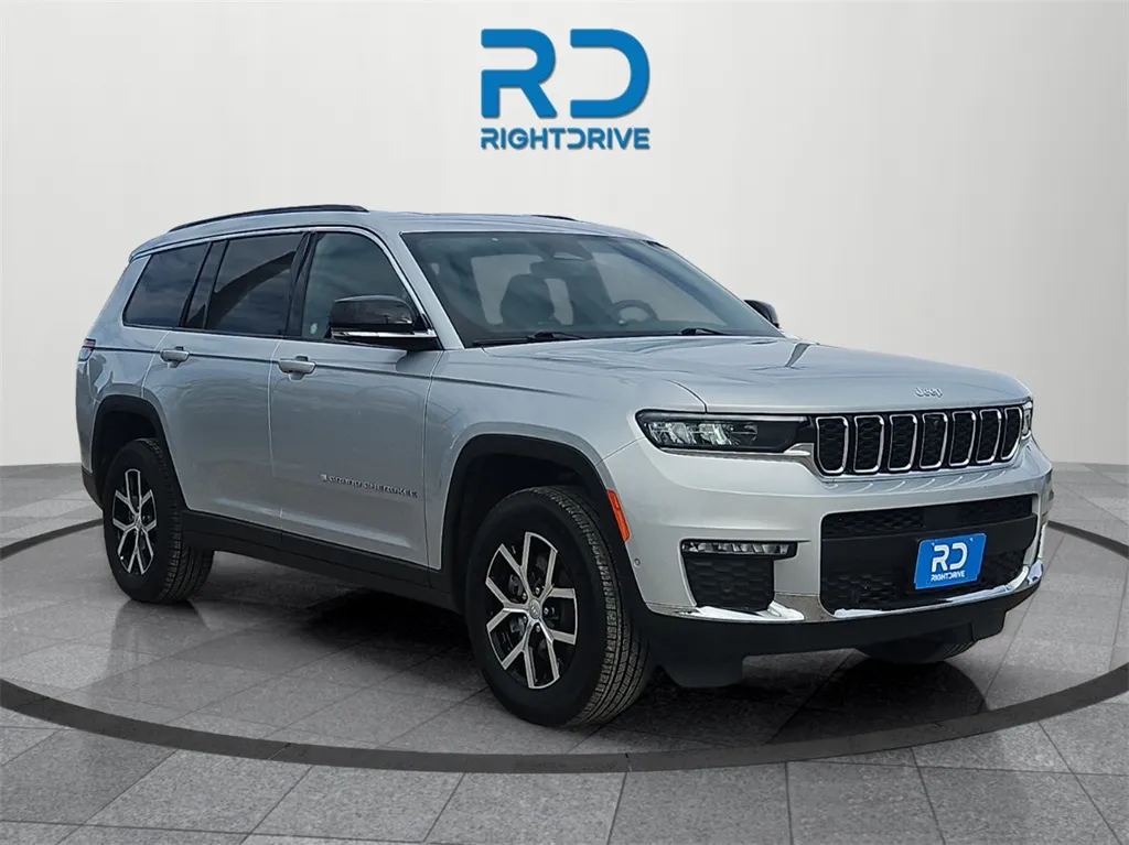 Silver 2024 Jeep Grand Cherokee L Limited for sale in El Paso, TX