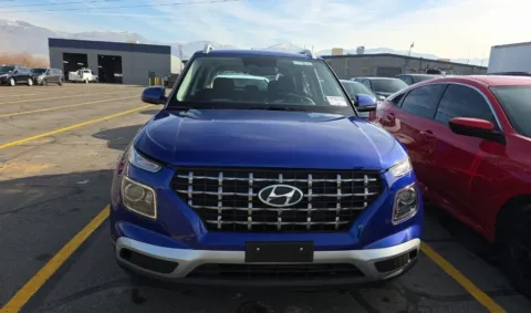 Photos of 2025 Hyundai Venue SEL for sale in El Paso, TX at RightDrive - 9315 Montana