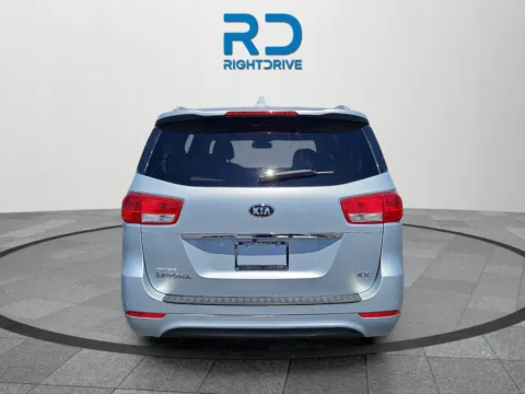More photos of 2018 Kia Sedona EX at RightDrive - 9315 Montana, TX