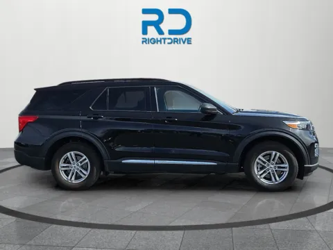 Photos of 2023 Ford Explorer XLT for sale in El Paso, TX at RightDrive - 9315 Montana