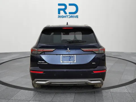 More photos of 2025 Mitsubishi Outlander SEL at RightDrive - 9315 Montana, TX