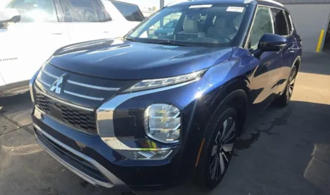 Photos of 2025 Mitsubishi Outlander SEL for sale in El Paso, TX at RightDrive - 9315 Montana