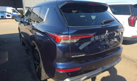 More photos of 2025 Mitsubishi Outlander SEL at RightDrive - 9315 Montana, TX
