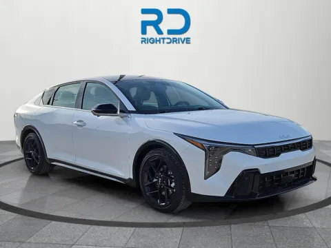 White 2025 Kia K4 GT-Line Turbo for sale in El Paso, TX