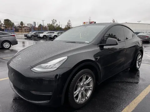 More photos of 2020 Tesla Model Y Long Range at RightDrive - 9315 Montana, TX