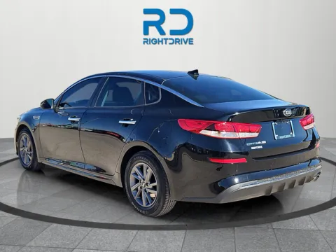 More photos of 2020 Kia Optima LX at RightDrive - 9315 Montana, TX