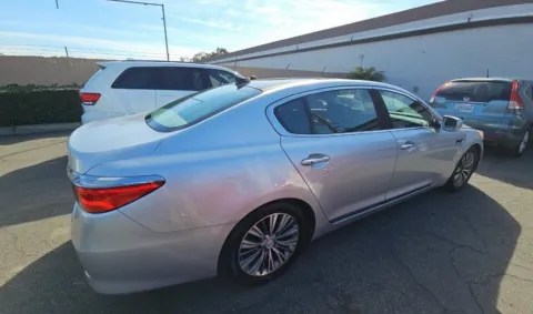 More photos of 2017 Kia K900 Premium at RightDrive - 9315 Montana, TX