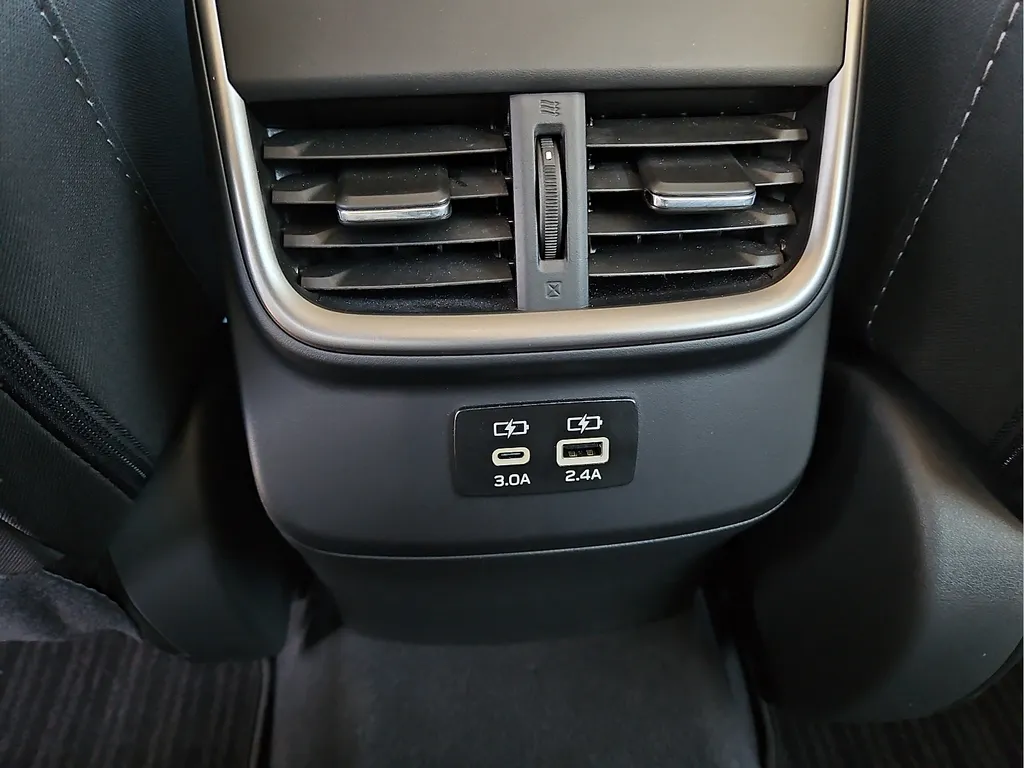 2025 Subaru Legacy Premium - Photo 10