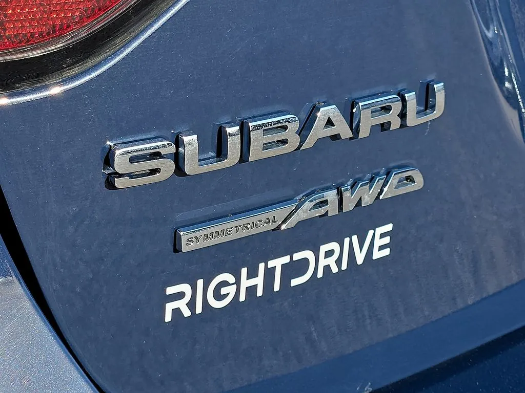 2025 Subaru Legacy Premium - Photo 8