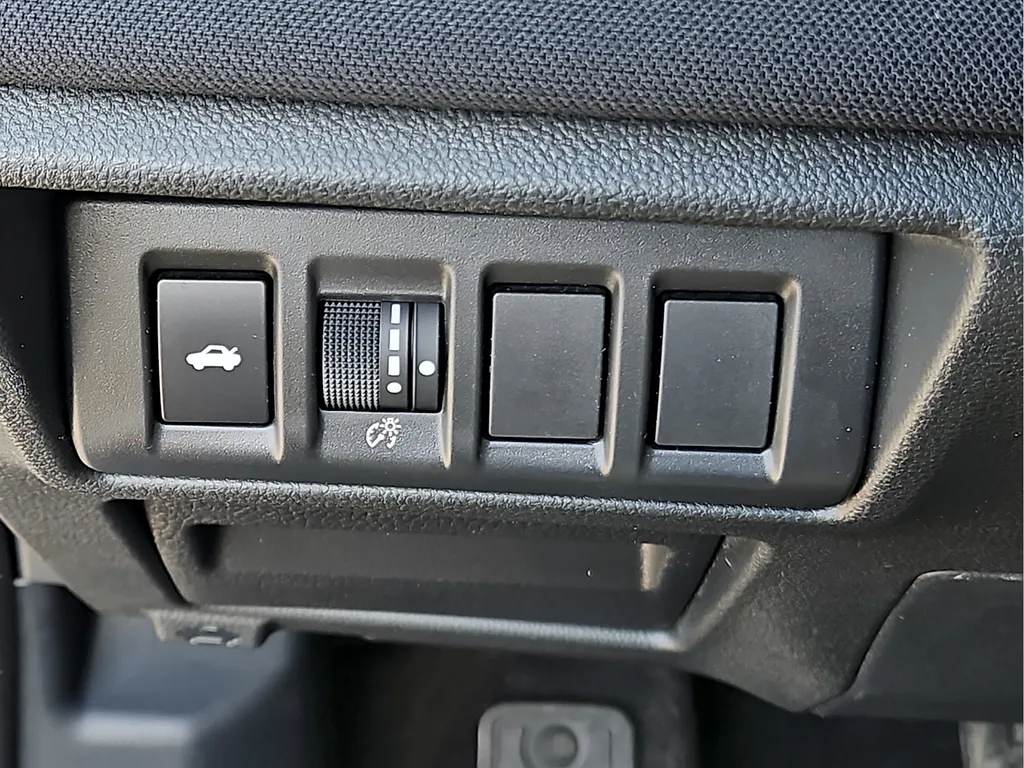 2025 Subaru Legacy Premium - Photo 15