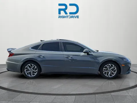 Photos of 2021 Hyundai Sonata SEL for sale in El Paso, TX at RightDrive - 9315 Montana
