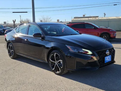 Black 2025 Nissan Altima 2.5 SR for sale in El Paso, TX