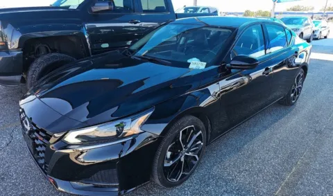 More photos of 2025 Nissan Altima 2.5 SR at RightDrive - 9315 Montana, TX