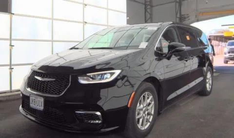 Another view of 2024 Chrysler Pacifica Touring L for sale in El Paso, TX at RightDrive - 9315 Montana