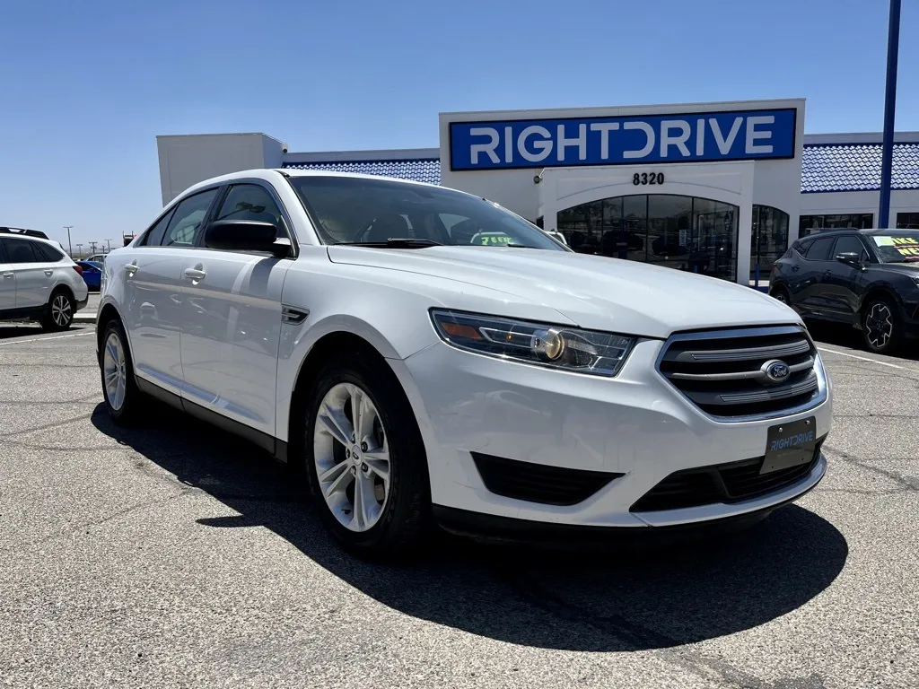 2018 Ford Taurus SE for sale in El Paso, TX