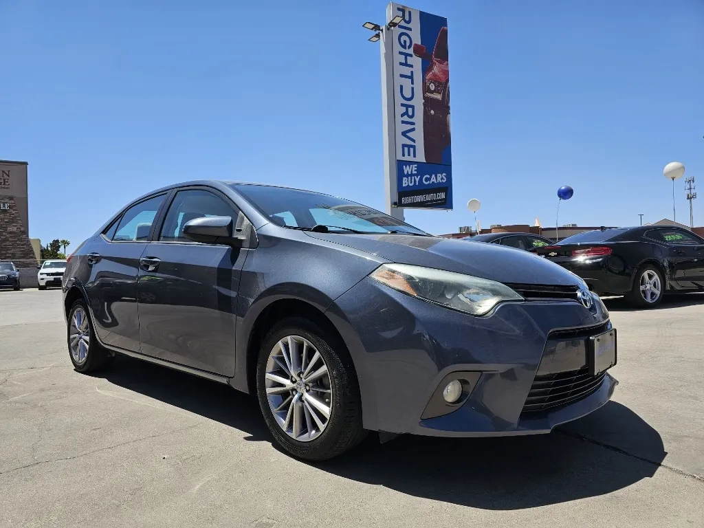 Gray 2015 Toyota Corolla LE Plus for sale in El Paso, TX