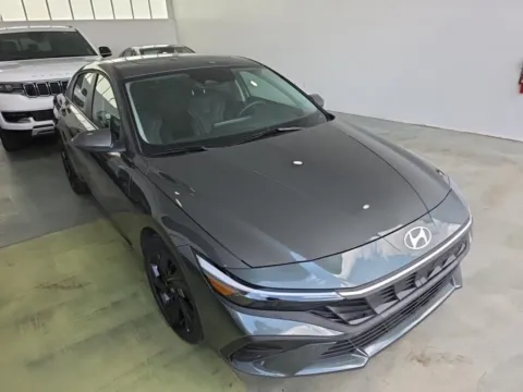 More photos of 2025 Hyundai Elantra Limited at RightDrive - 9315 Montana, TX