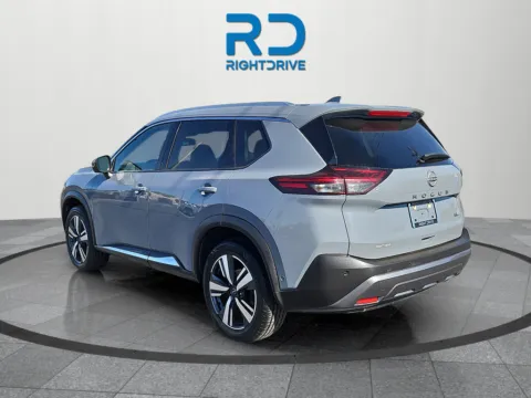 More photos of 2023 Nissan Rogue SL at RightDrive - 9315 Montana, TX