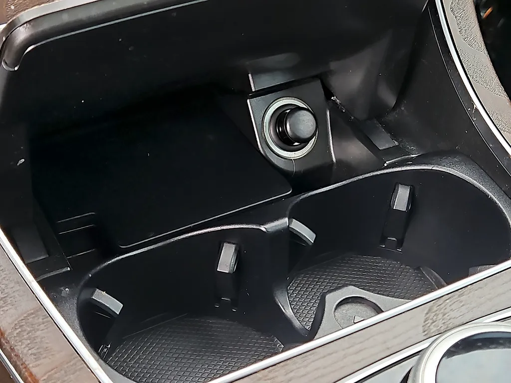 2018 Mercedes-Benz C-Class Coupe C300 - Photo 24