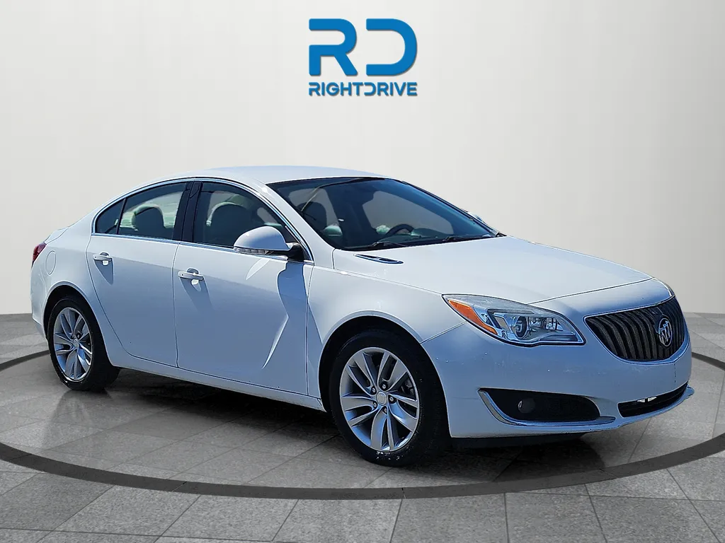 White 2017 Buick Regal Premium II for sale in El Paso, TX