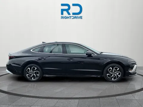 Photos of 2024 Hyundai Sonata SEL for sale in El Paso, TX at RightDrive - 9315 Montana
