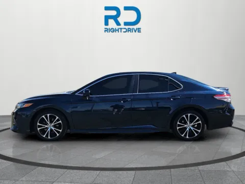More photos of 2020 Toyota Camry SE at RightDrive - 9315 Montana, TX