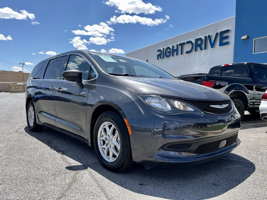 2022 Chrysler Voyager LX for sale in El Paso, TX