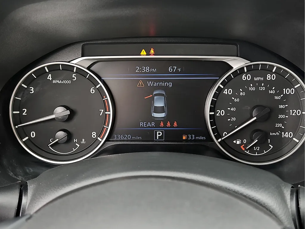 2025 Nissan Altima SV - Photo 21