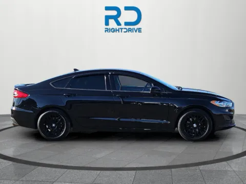 Photos of 2020 Ford Fusion SE for sale in El Paso, TX at RightDrive - 9315 Montana