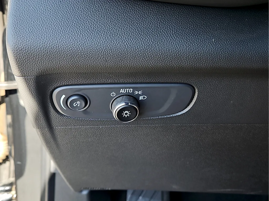 Buick Envision photo 17