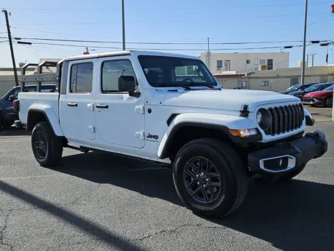 White 2025 Jeep Gladiator Sport S for sale in El Paso, TX