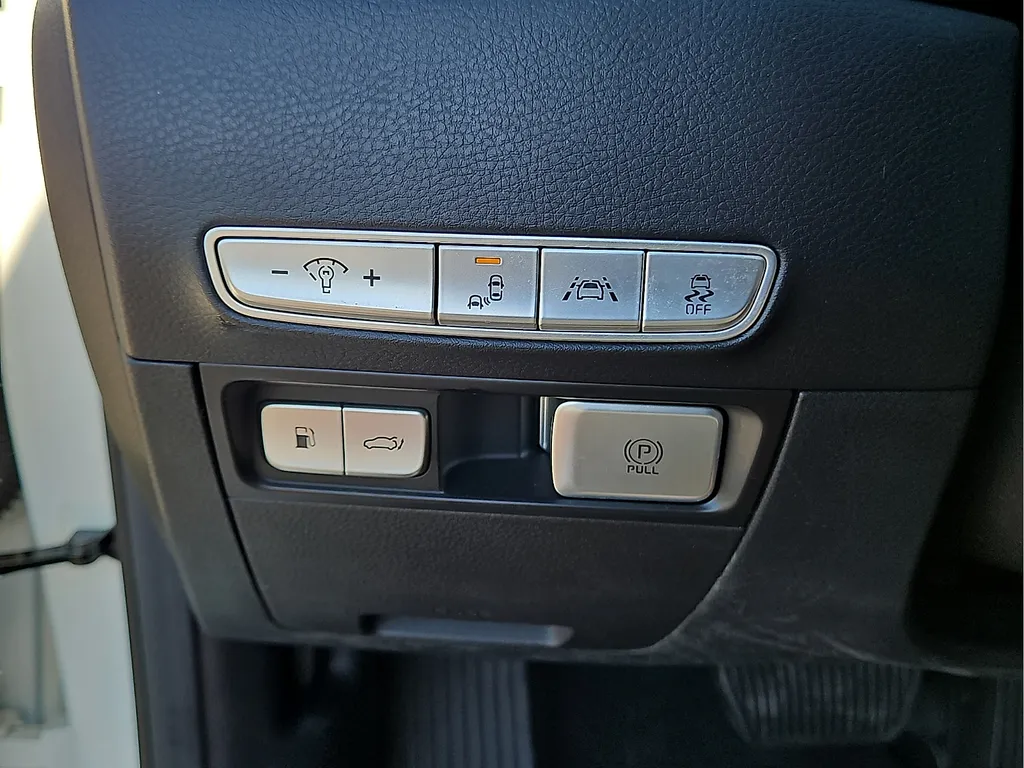 2019 Kia K900 Luxury - Photo 18