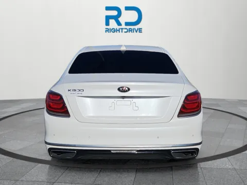 More photos of 2019 Kia K900 Luxury at RightDrive - 9315 Montana, TX